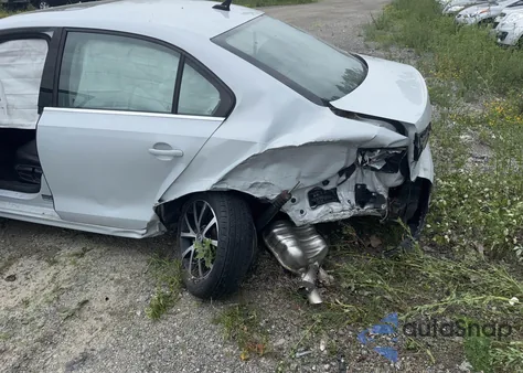 2017 Volkswagen Jetta 1.4T Se z USA, uszkodzony, nr VIN 3VWDB7AJ5HM273663